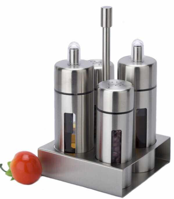 Stainless steel seasoning bottle