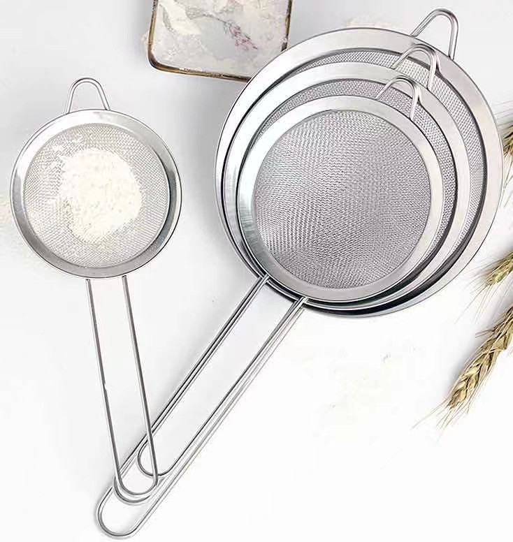 Stainless steel mesh strainer